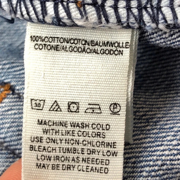 Free People Uptown High Rise Button Fly Frayed Hem Denim Shorts Size 30 - Picture 6 of 9